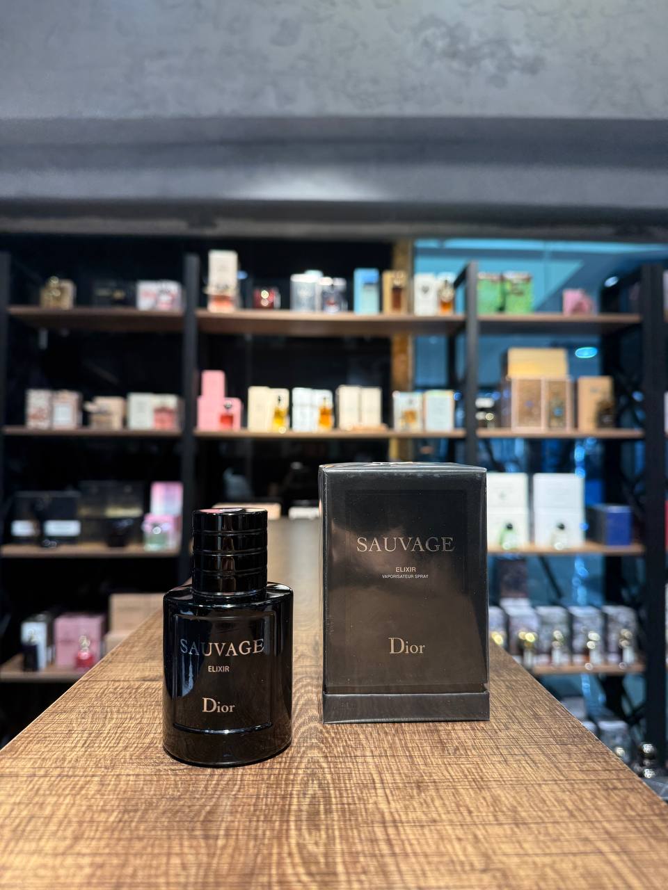 dior-sauvage-elixir Dior Sauvage Elixir - Görsel 1