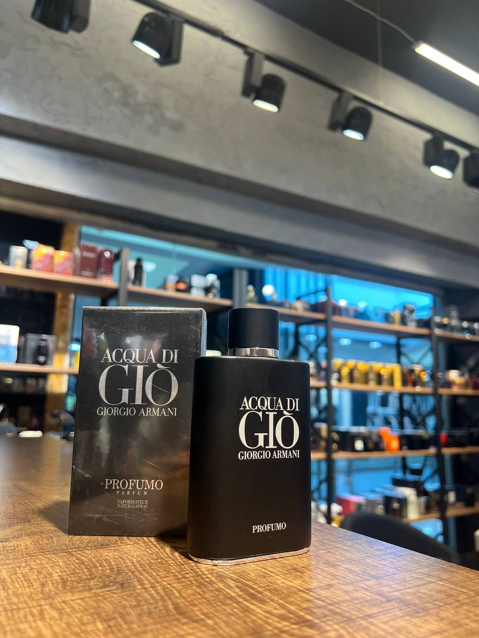 armani-acqua-di-gio-profumo Giorgio Armani Acqua Di Gio Profumo Parfum - Görsel 1