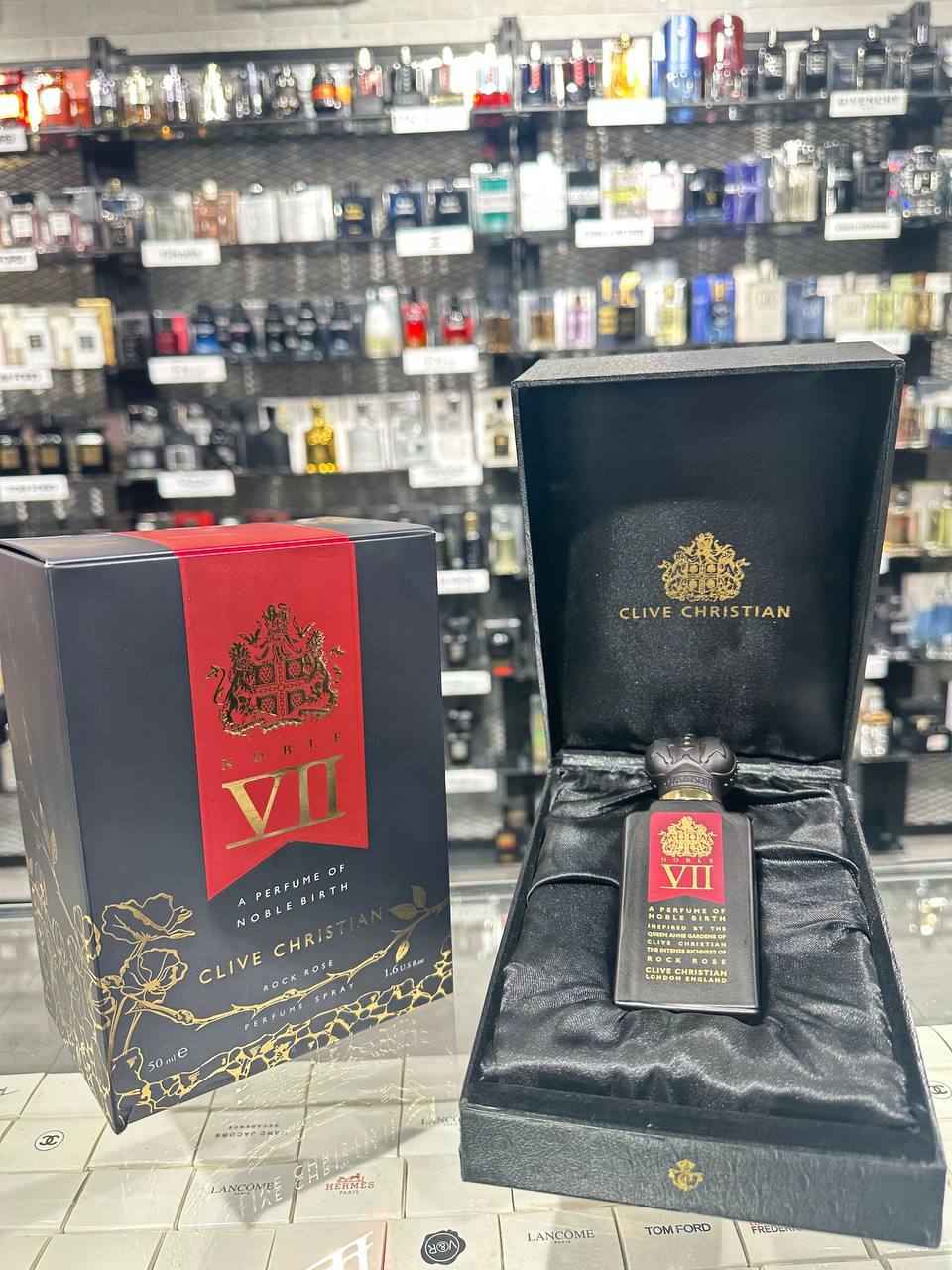 clive-christian-v2 Clive Christian V2 - Görsel 1