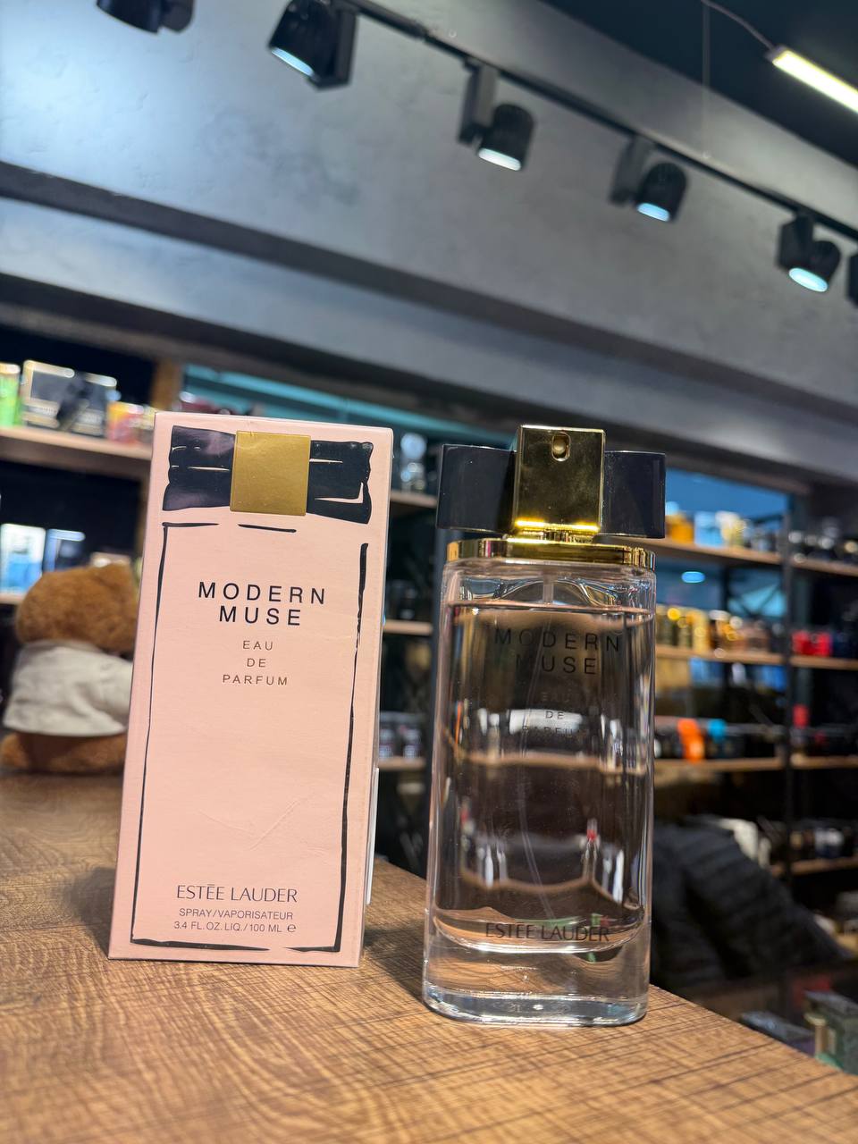 estee-lauder-modern-muse-edp Estée Lauder Lauder Modern Muse EDP - Görsel 1