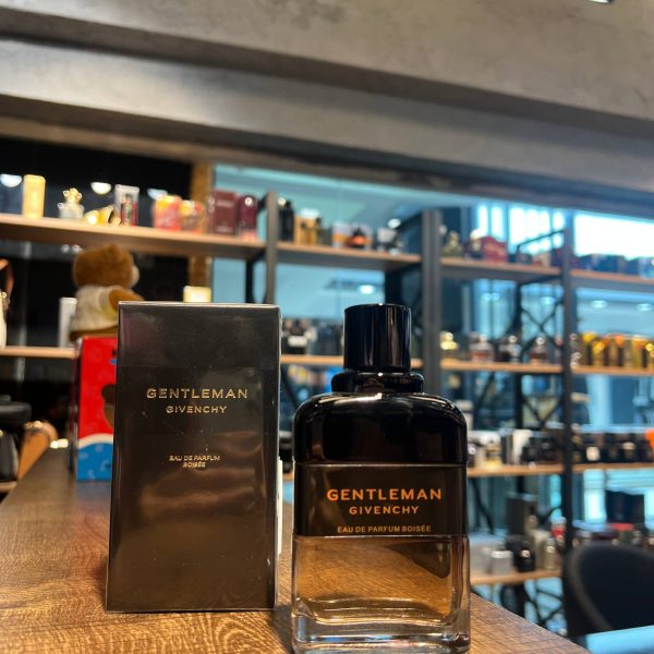 Givenchy Gentleman EDP Boisee