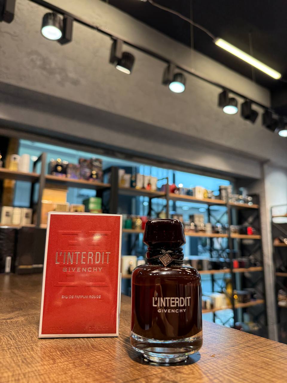 givenchy-linterdit-rouge-edp Givenchy L’Interdit Rouge EDP - Görsel 1