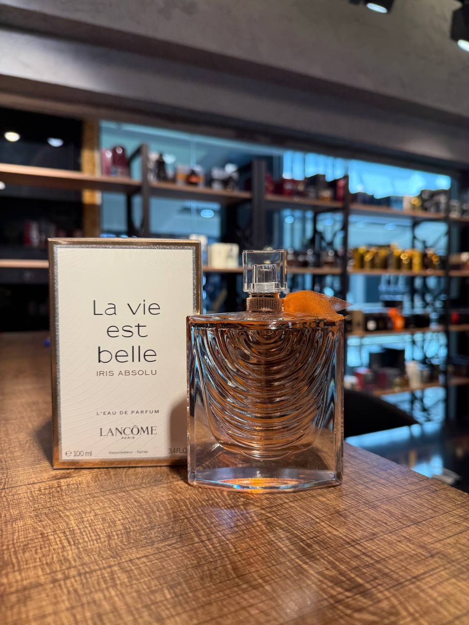 la-vie-est-belle-iris-absolu Lancôme La Vie Est Belle Iris Absolu EDP - Görsel 1