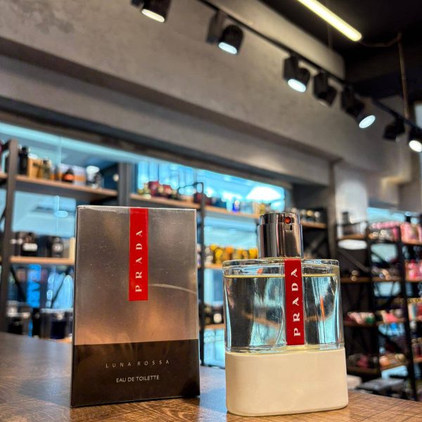 Prada Luna Rossa
