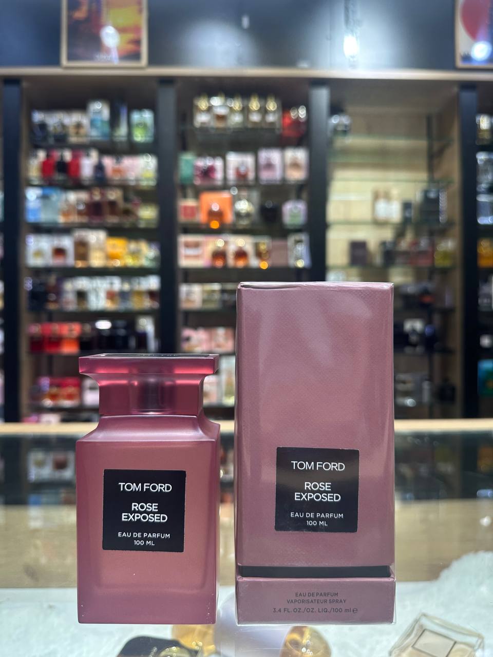 tom-ford-rose-exposed Tom Ford Rose Exposed - Görsel 1