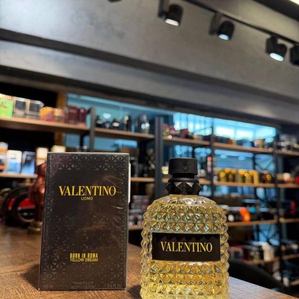 Valentino Uomo Born In Roma Yellow Dream