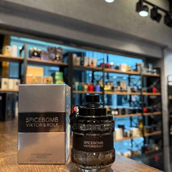 Viktor & Rolf Spicebomb EDT